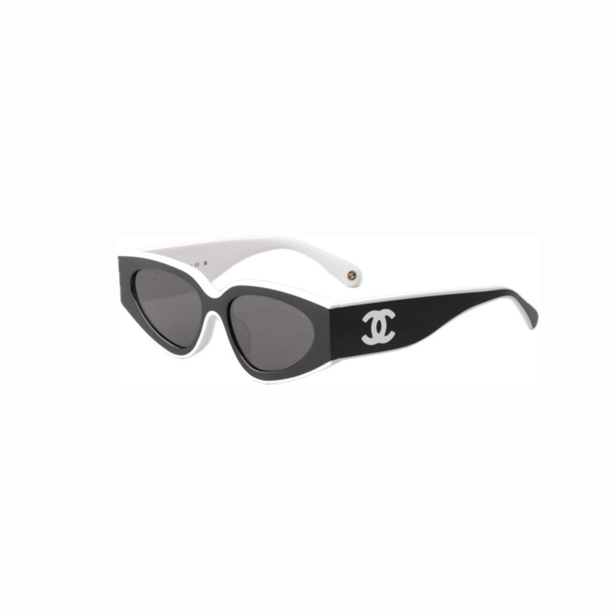 CHANEL CAT-EYE