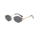 photo_5769520845821775300_w